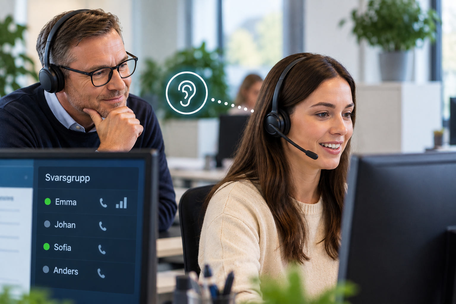 Medhörning i telefonväxel där en teamledare lyssnar på ett pågående kundsamtal